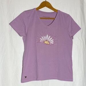 Life Is Good Women M Short Sleeved Crusher Vee Sunrise Daisy Tee in Violet NWT